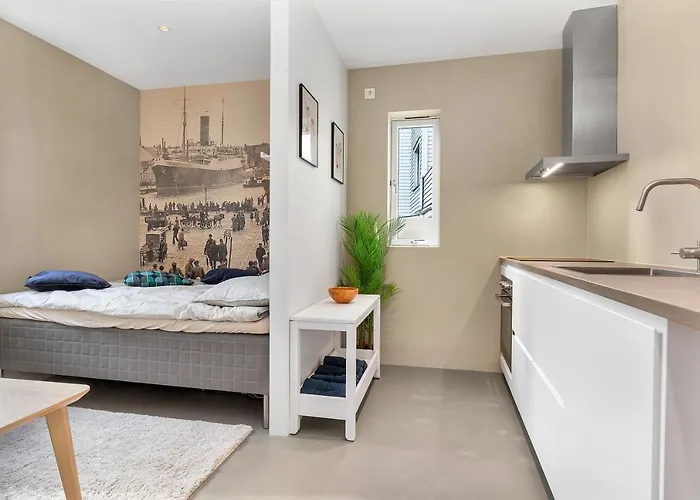 Central Studio Apartment Apt 101