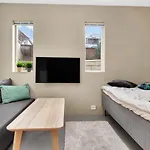 Central Studio Apartment Apt 101